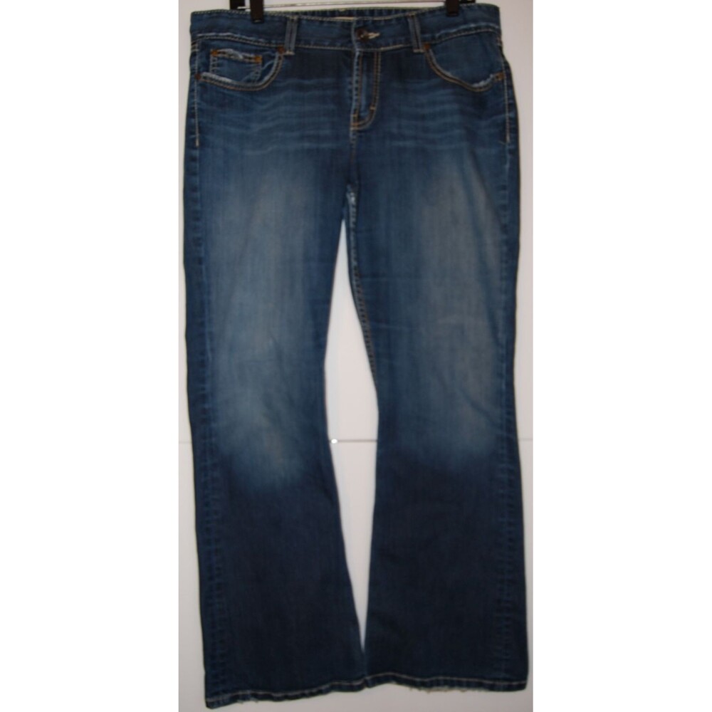 Buckle BKE Culture Bootcut Mid-Rise 29x31 Med Faded Wash Stretch Boot Cut Mens